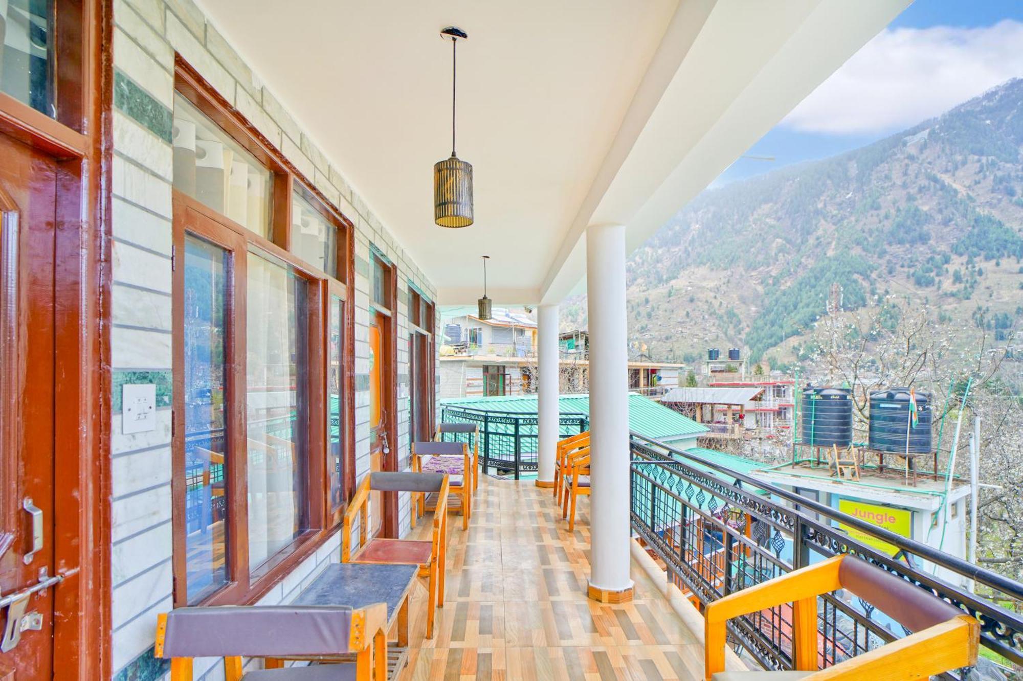 Jungle By Sturmfrei Hostel Manali (Himachal Pradesh)