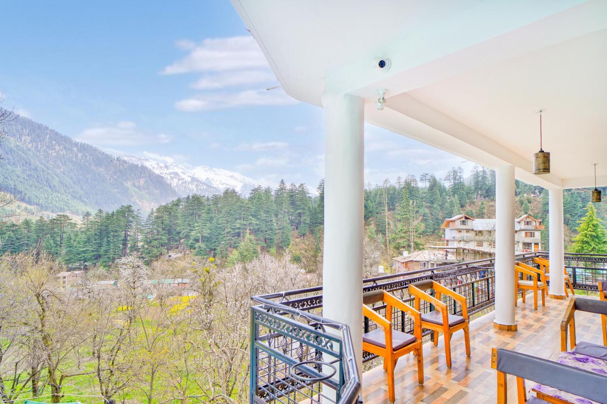Jungle By Sturmfrei Hostel Manali (Himachal Pradesh)